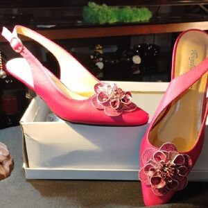 ANGEL STEPS Elegant Pink Slingback Heels with Floral Accent